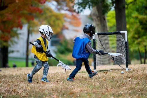 kids playing lacrosse
